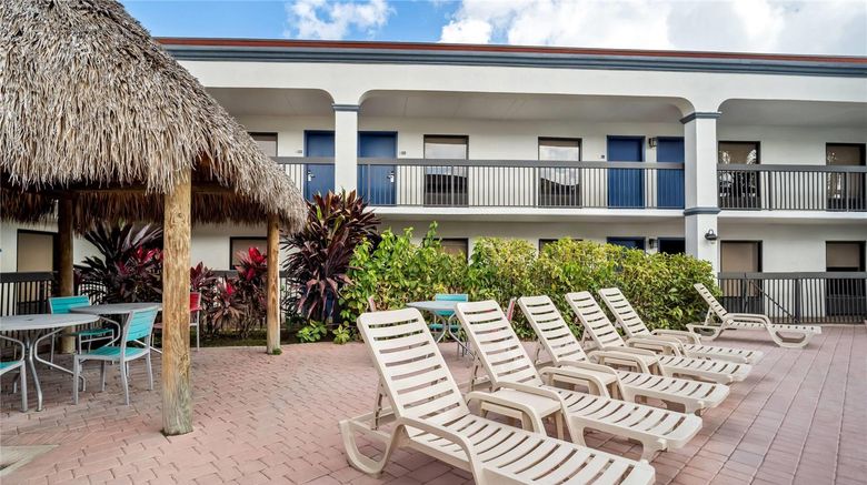<b>Days Inn Florida City Pool</b>. Images powered by <a href="https://iceportal.shijigroup.com/" title="IcePortal" target="_blank">IcePortal</a>.