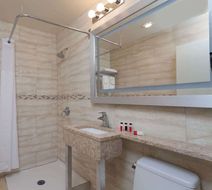 Days Inn Brooklyn Crown Heights Room