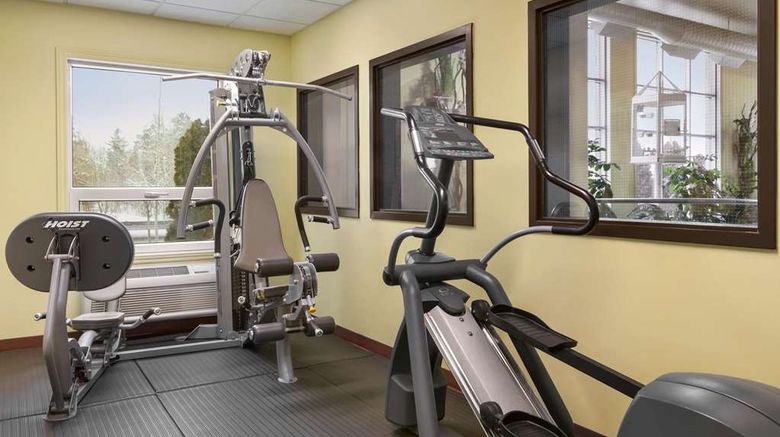 <b>Days Inn Levis Health</b>. Images powered by <a href="https://iceportal.shijigroup.com/" title="IcePortal" target="_blank">IcePortal</a>.