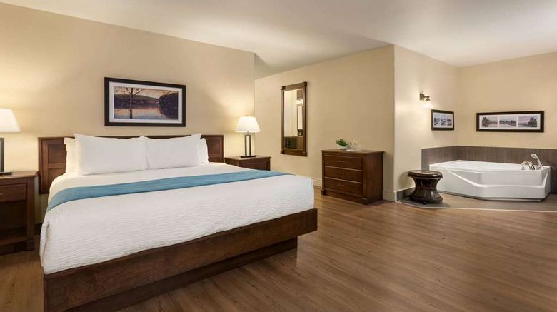 <b>Days Inn Levis Suite</b>. Images powered by <a href="https://iceportal.shijigroup.com/" title="IcePortal" target="_blank">IcePortal</a>.