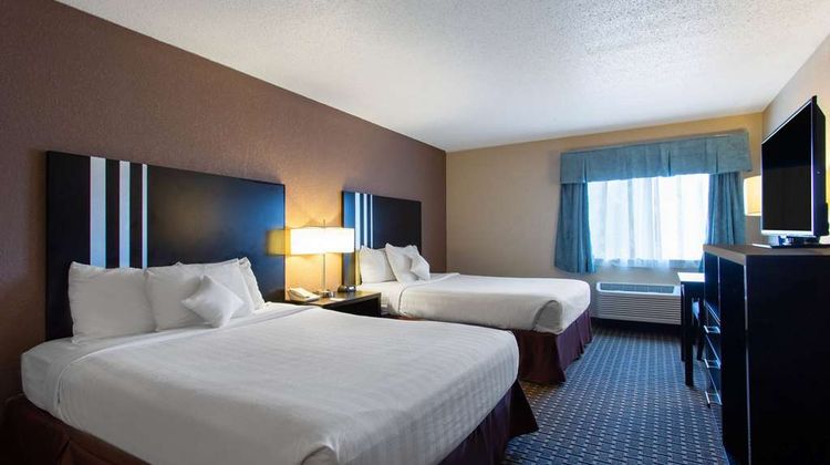 Ramada Glendale Heights Addison Area Room