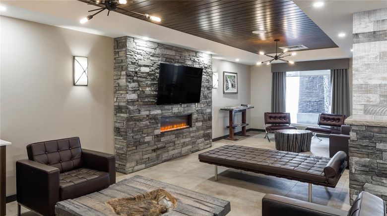 <b>Ramada Revelstoke Lobby</b>. Images powered by <a href="https://iceportal.shijigroup.com/" title="IcePortal" target="_blank">IcePortal</a>.