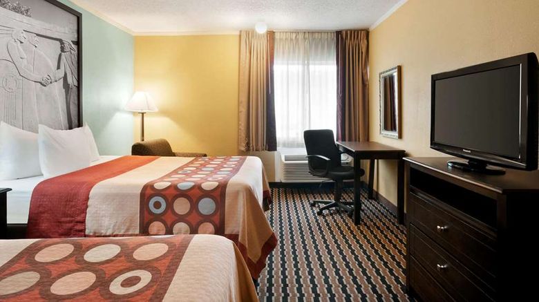 <b>Super 8 Des Moines Room</b>. Images powered by <a href="https://iceportal.shijigroup.com/" title="IcePortal" target="_blank">IcePortal</a>.