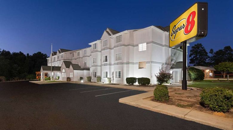 <b>Super 8 Harbison/Parkridge Hospital Exterior</b>. Images powered by <a href="https://iceportal.shijigroup.com/" title="IcePortal" target="_blank">IcePortal</a>.