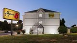 Super 8 Harbison/Parkridge Hospital Exterior