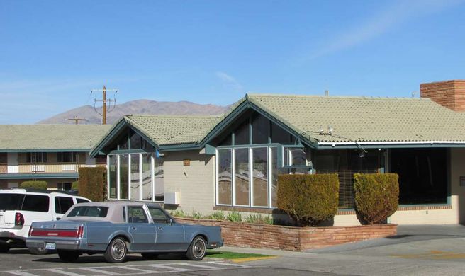 Travelodge Hawthorne Exterior