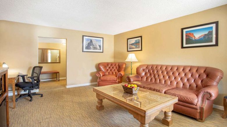 <b>Travelodge Hawthorne Suite</b>. Images powered by <a href="https://iceportal.shijigroup.com/" title="IcePortal" target="_blank">IcePortal</a>.
