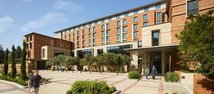 UCLA Meyer & Renee Luskin Conference Ctr Exterior