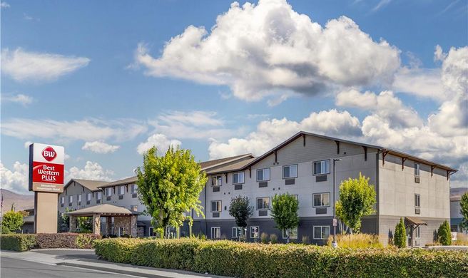 Best Western Plus Wenatchee Downtown Exterior