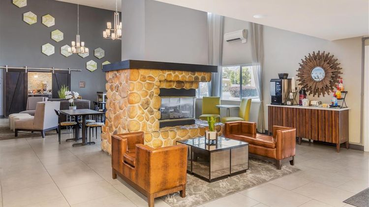 Best Western Plus Wenatchee Downtown Lobby