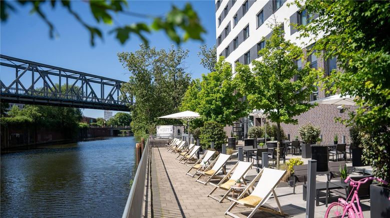 <b>INNSIDE Hamburg Hafen Restaurant</b>. Images powered by <a href="https://iceportal.shijigroup.com/" title="IcePortal" target="_blank">IcePortal</a>.