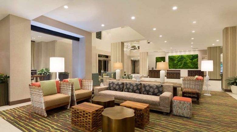 <b>Embassy Suites by Hilton Oahu Kapolei Lobby</b>. Images powered by <a href="https://iceportal.shijigroup.com/" title="IcePortal" target="_blank">IcePortal</a>.