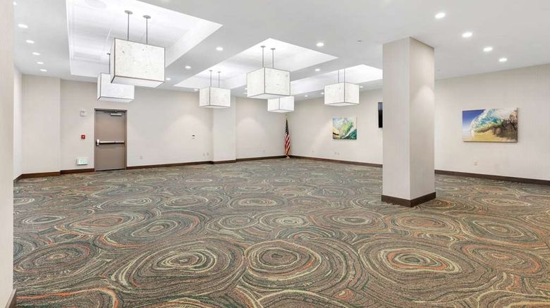 <b>Embassy Suites by Hilton Oahu Kapolei Meeting</b>. Images powered by <a href="https://iceportal.shijigroup.com/" title="IcePortal" target="_blank">IcePortal</a>.