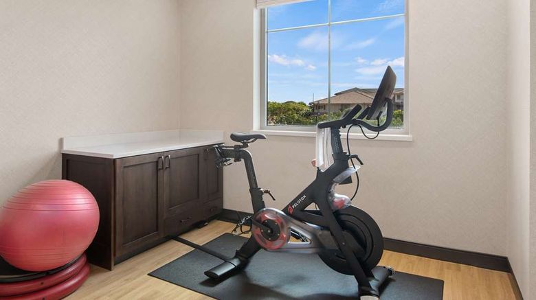 <b>Embassy Suites by Hilton Oahu Kapolei Health</b>. Images powered by <a href="https://iceportal.shijigroup.com/" title="IcePortal" target="_blank">IcePortal</a>.
