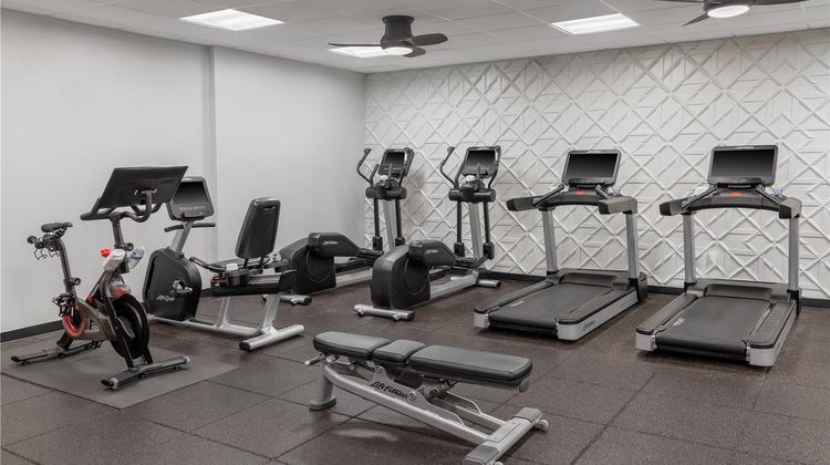 DoubleTree by Hilton McLean Tysons Health
