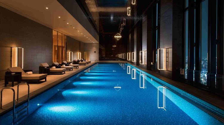 Conrad Osaka Pool