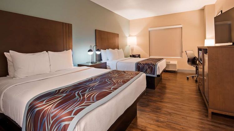 Best Western Plus New Barstow Inn & Suites Room