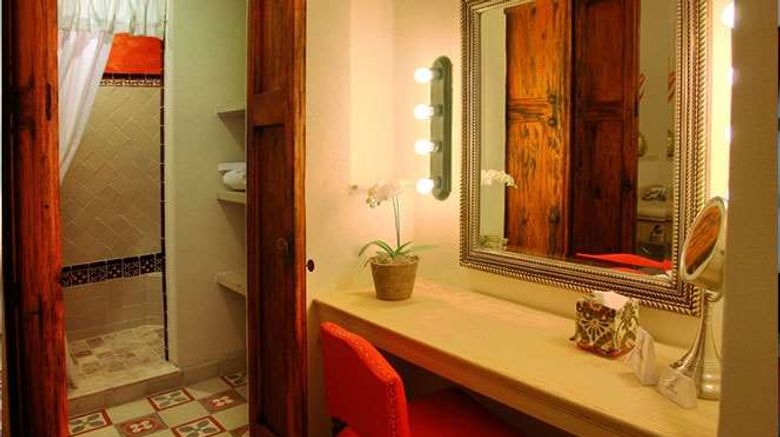<b>Hotel Casa Primavera Suite</b>. Images powered by <a href="https://iceportal.shijigroup.com/" title="IcePortal" target="_blank">IcePortal</a>.
