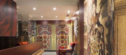 Hotel du Continent Lobby