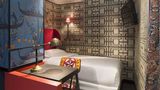 <b>Hotel du Continent Room</b>. Images powered by <a href="https://iceportal.shijigroup.com/" title="IcePortal" target="_blank">IcePortal</a>.