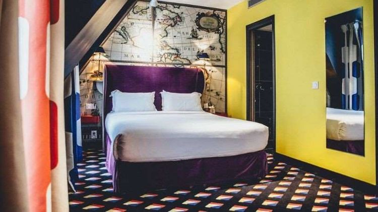 Hotel du Continent Room
