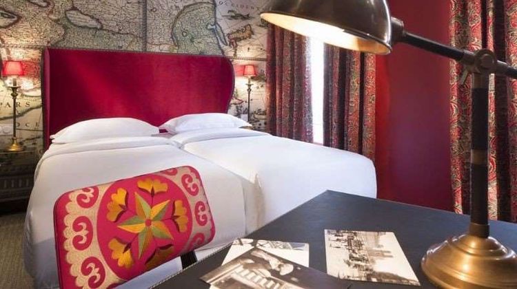 Hotel du Continent Room