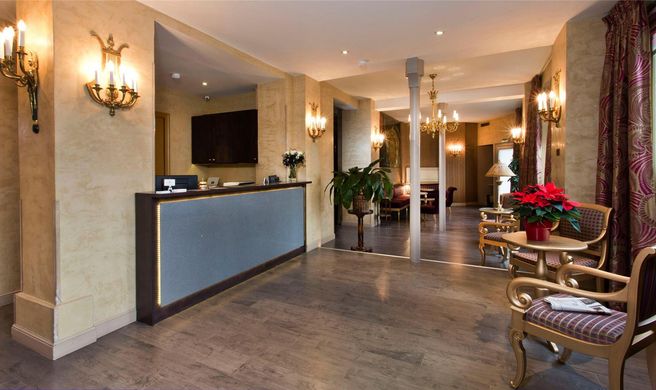 Hotel Empereur Lobby