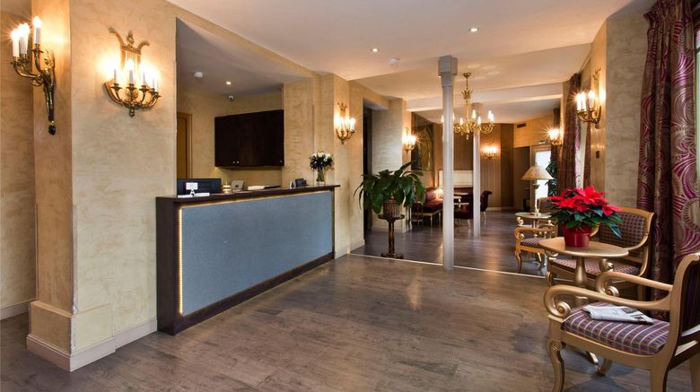 <b>Hotel Empereur Lobby</b>. Images powered by <a href="https://iceportal.shijigroup.com/" title="IcePortal" target="_blank">IcePortal</a>.