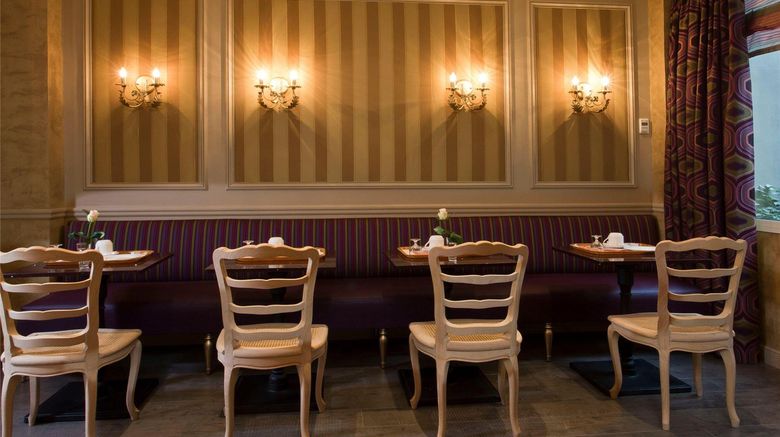 <b>Hotel Empereur Restaurant</b>. Images powered by <a href="https://iceportal.shijigroup.com/" title="IcePortal" target="_blank">IcePortal</a>.