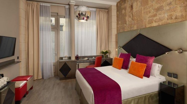 Abbatial Saint Germain Room
