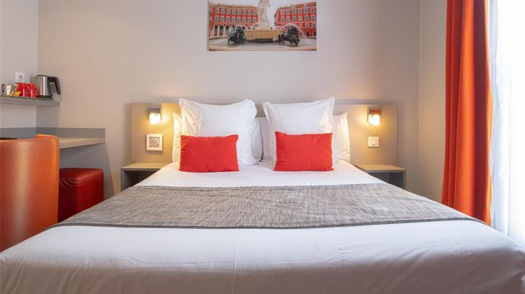 Hotel de la Fontaine Room