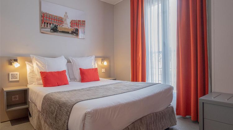 Hotel de la Fontaine Room