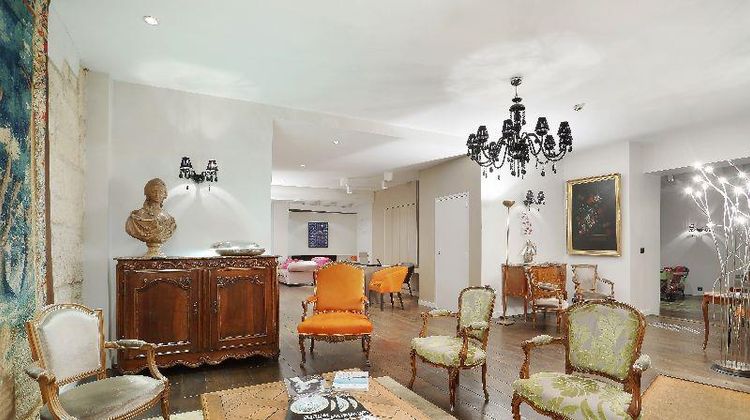 Notre Dame Hotel Lobby