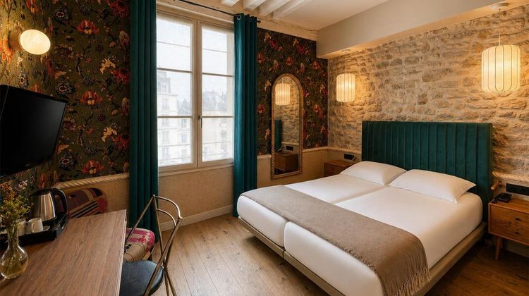 Notre Dame Hotel Room