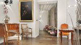 <b>Notre Dame Hotel Lobby</b>. Images powered by <a href="https://iceportal.shijigroup.com/" title="IcePortal" target="_blank">IcePortal</a>.
