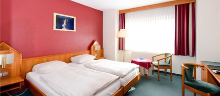 Hotel Christophe Colomb Room