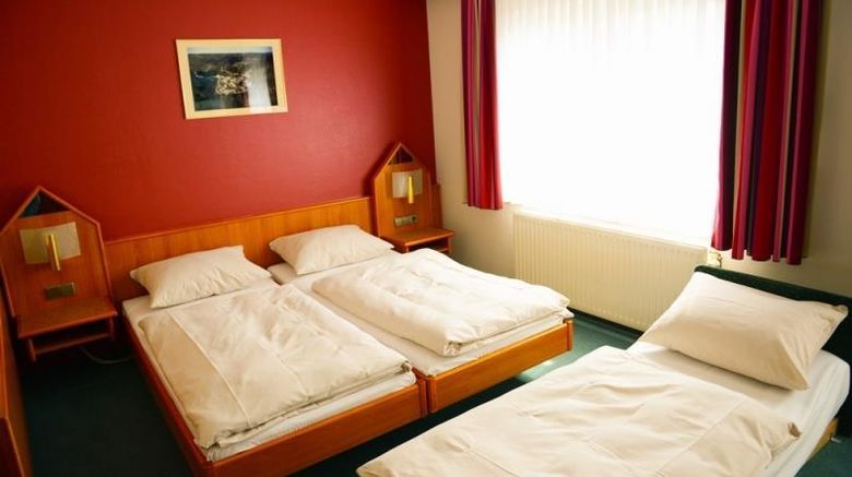 <b>Hotel Christophe Colomb Room</b>. Images powered by <a href="https://iceportal.shijigroup.com/" title="IcePortal" target="_blank">IcePortal</a>.