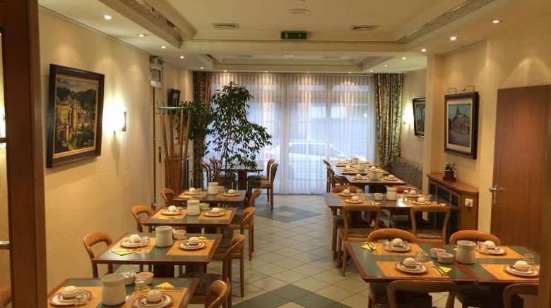 <b>Hotel Christophe Colomb Restaurant</b>. Images powered by <a href="https://iceportal.shijigroup.com/" title="IcePortal" target="_blank">IcePortal</a>.