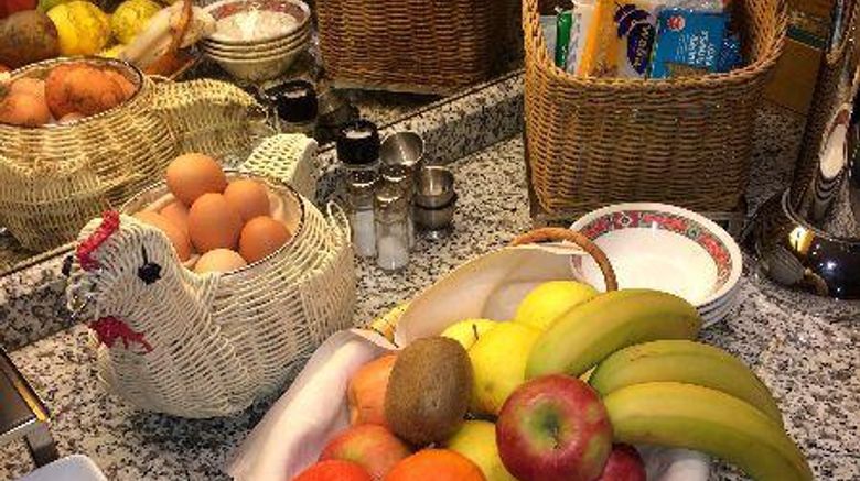 <b>Hotel Christophe Colomb Restaurant</b>. Images powered by <a href="https://iceportal.shijigroup.com/" title="IcePortal" target="_blank">IcePortal</a>.