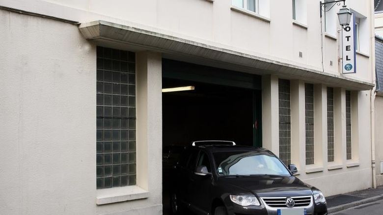 <b>Hotel le Louvre Cherbourg Exterior</b>. Images powered by <a href="https://iceportal.shijigroup.com/" title="IcePortal" target="_blank">IcePortal</a>.