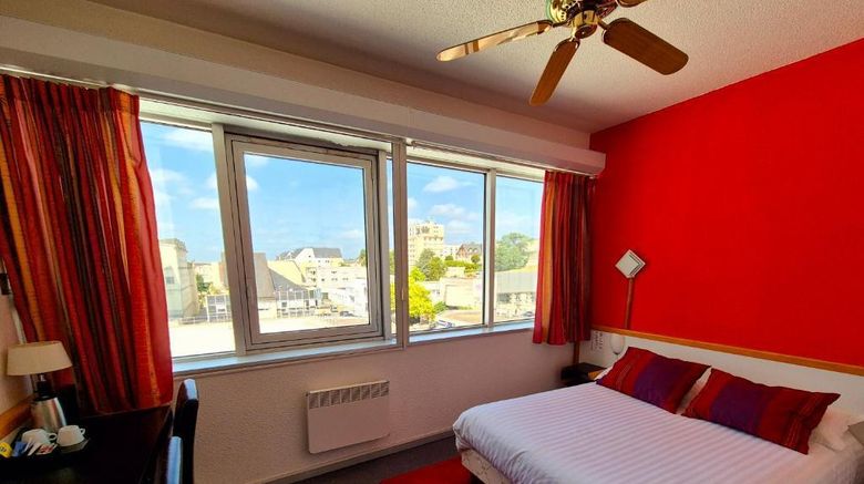 <b>Arche Hotel Room</b>. Images powered by <a href="https://iceportal.shijigroup.com/" title="IcePortal" target="_blank">IcePortal</a>.