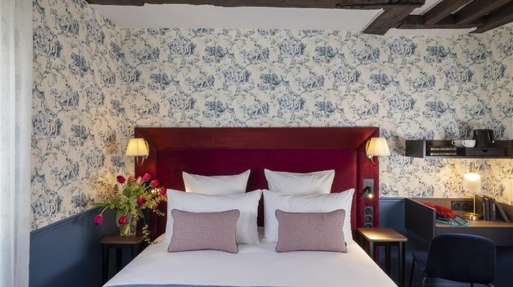 Louis II St Germain Hotel Room