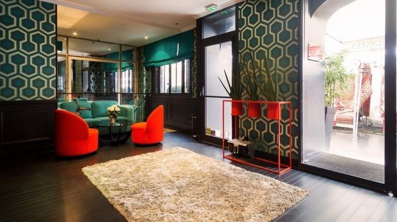 <b>Monceau Elysees Hotel Lobby</b>. Images powered by <a href="https://iceportal.shijigroup.com/" title="IcePortal" target="_blank">IcePortal</a>.