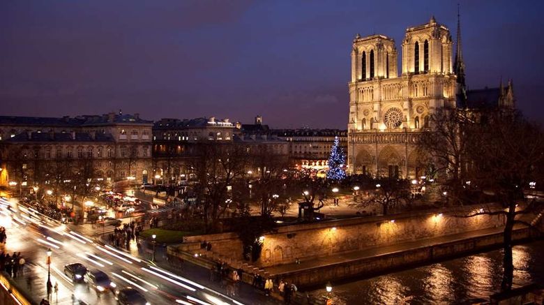 <b>Hotel Le Notre Dame Saint-Michel Exterior</b>. Images powered by <a href="https://iceportal.shijigroup.com/" title="IcePortal" target="_blank">IcePortal</a>.