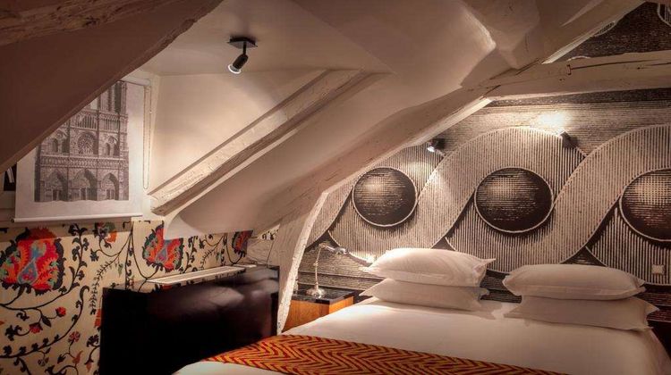 Hotel Le Notre Dame Saint-Michel Room
