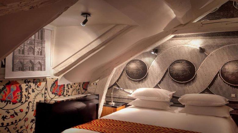 <b>Hotel Le Notre Dame Saint-Michel Room</b>. Images powered by <a href="https://iceportal.shijigroup.com/" title="IcePortal" target="_blank">IcePortal</a>.