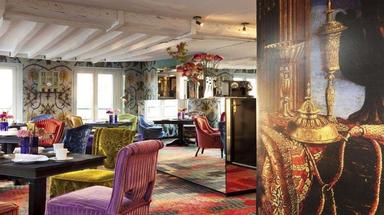 <b>Hotel Le Notre Dame Saint-Michel Meeting</b>. Images powered by <a href="https://iceportal.shijigroup.com/" title="IcePortal" target="_blank">IcePortal</a>.