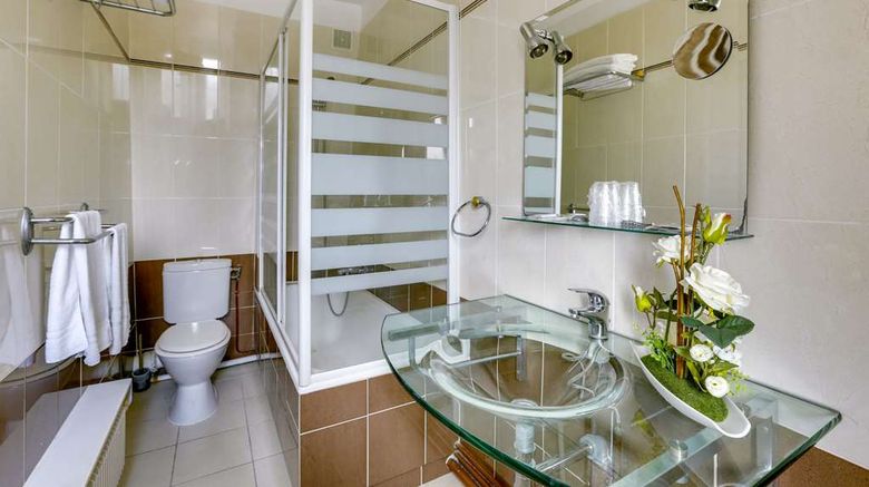 <b>Hotel du Square d'Anvers Room</b>. Images powered by <a href="https://iceportal.shijigroup.com/" title="IcePortal" target="_blank">IcePortal</a>.