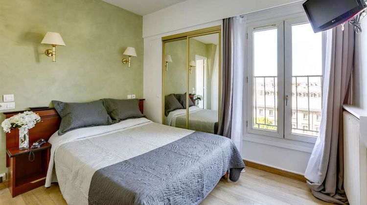 Hotel du Square d'Anvers Room