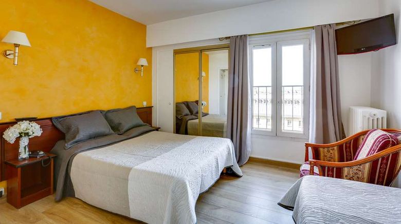 <b>Hotel du Square d'Anvers Room</b>. Images powered by <a href="https://iceportal.shijigroup.com/" title="IcePortal" target="_blank">IcePortal</a>.